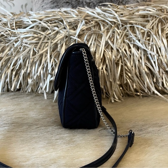 VERA BRADLEY Classic Navy Microfiber Chain Strap Crossbody Mini Shoulder Bag - Picture 8 of 12